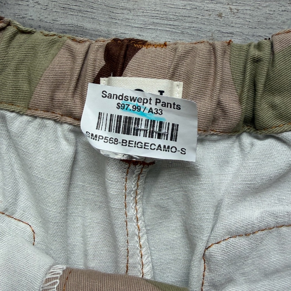New With Tags Women’s POL Camouflage Cargo Pants - Picture 3 of 6